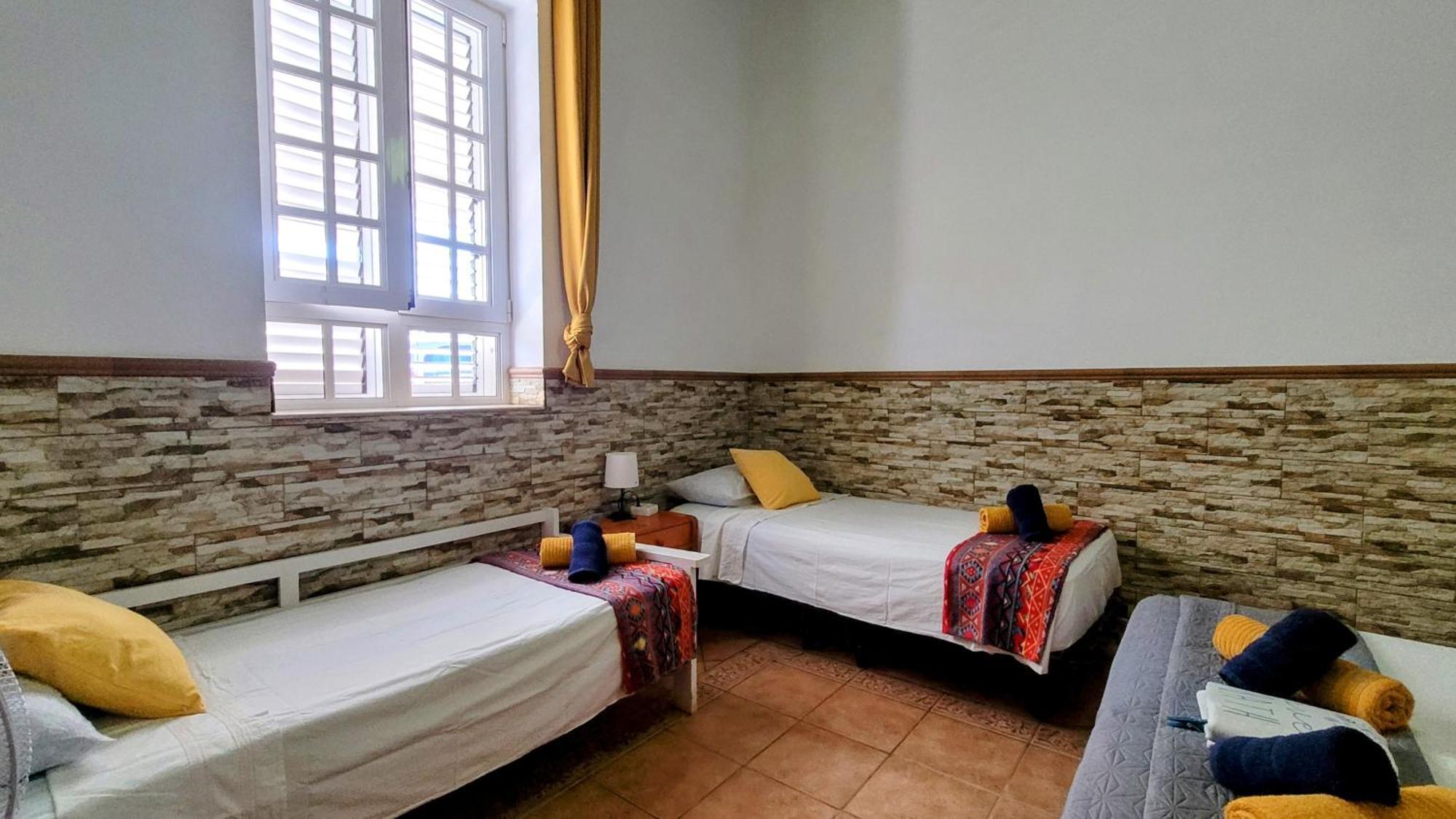 Eden Guesthouse Sardina Szoba fotó